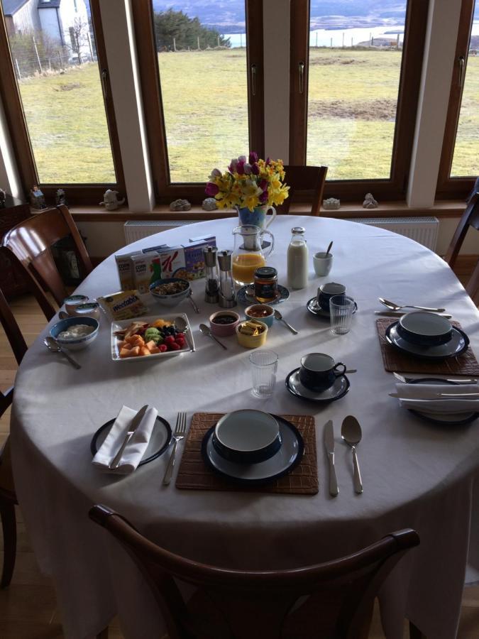 Hazeldean Bed and Breakfast Colbost Buitenkant foto